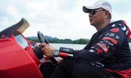 崔秉亮爆料邓刚的视频,视频爆料背后的真相与争议