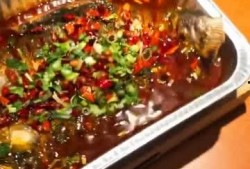 外卖爆料烤鱼视频教程,烤鱼视频教程，在家也能轻松享受美食！