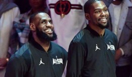 爆料詹姆斯肌肉视频大全,揭秘篮球巨星健身秘籍