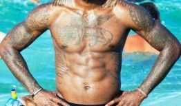 爆料詹姆斯肌肉视频大全,揭秘篮球巨星健身秘籍